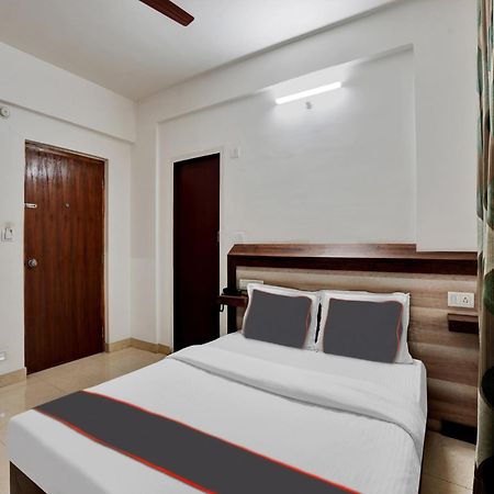 B Six Hotel 벵갈루루 외부 사진