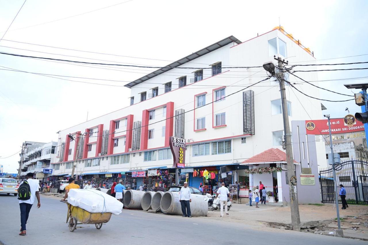 B Six Hotel 벵갈루루 외부 사진