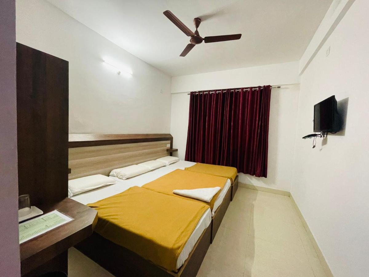 B Six Hotel 벵갈루루 외부 사진