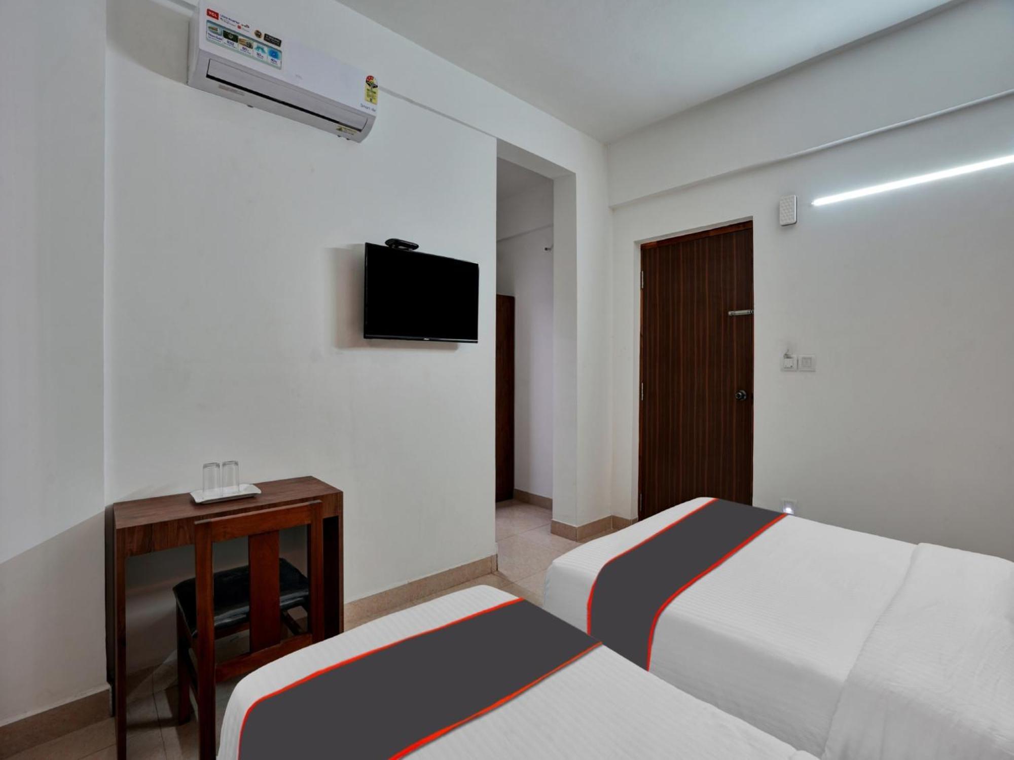 B Six Hotel 벵갈루루 외부 사진
